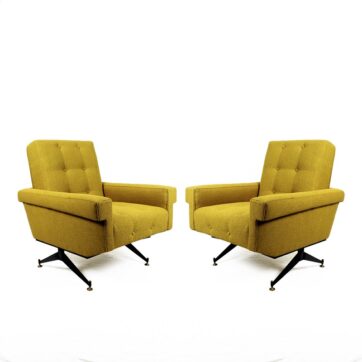 Pair of padded armchairs - Italy 1960