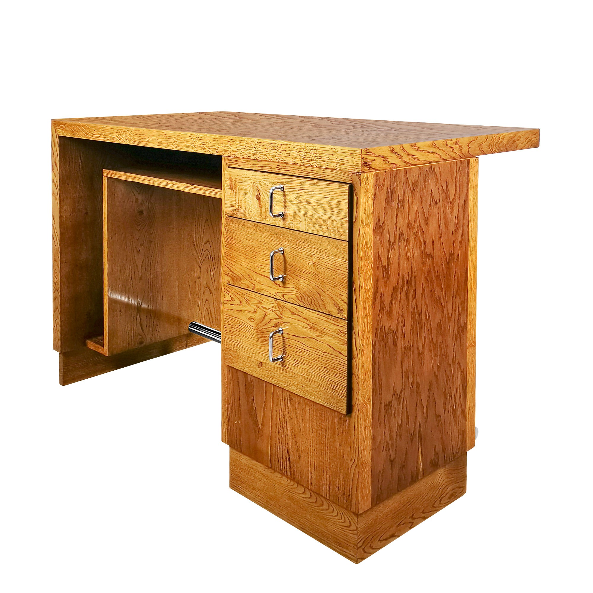 desks
