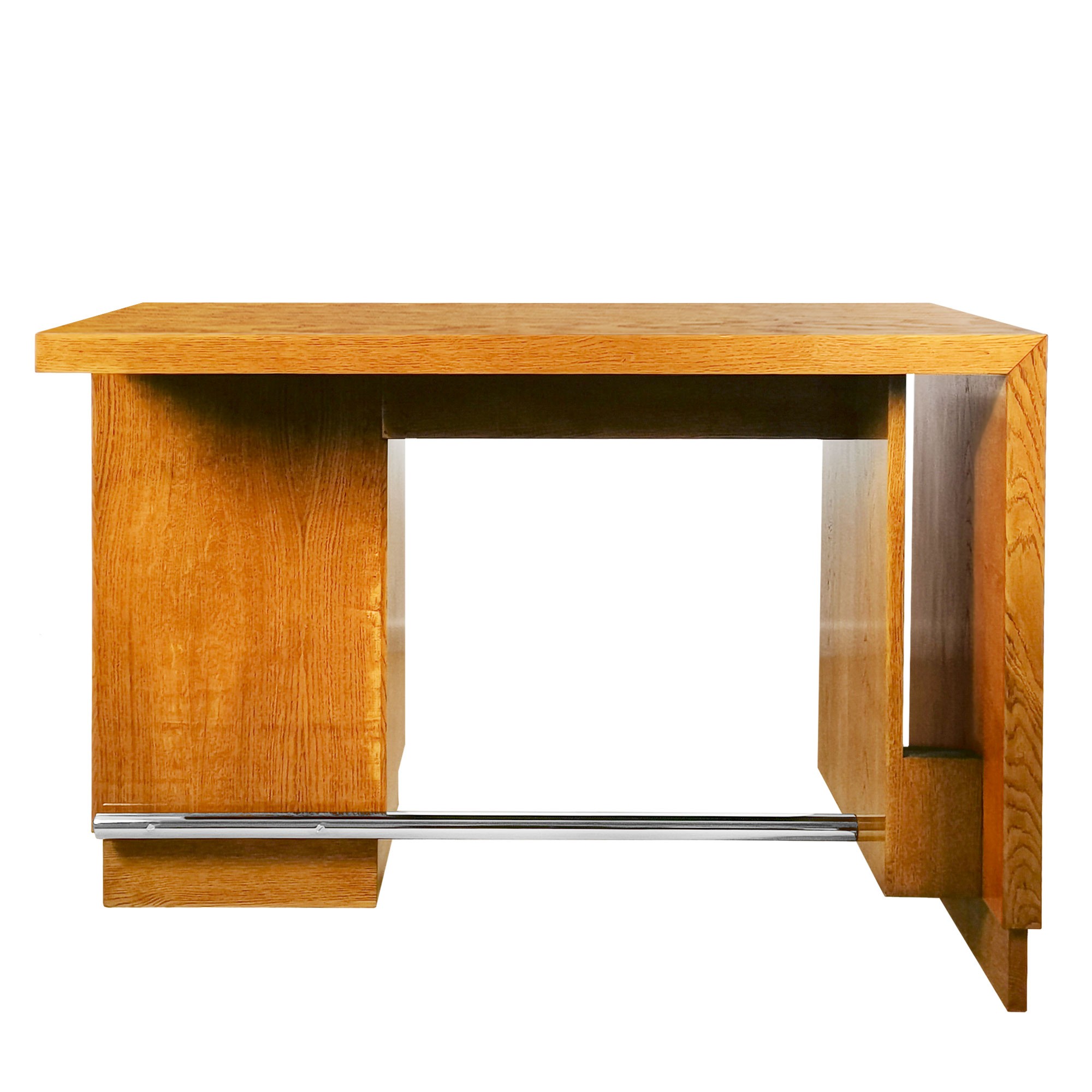desks