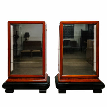 Pair of Art Deco display cabinets - Czechoslovakia 1930