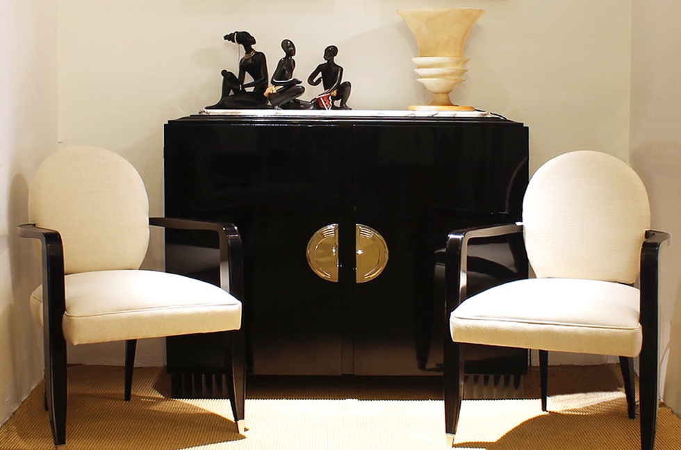Keys to Incorporating Vintage Art Deco Furniture into a Modern Interior